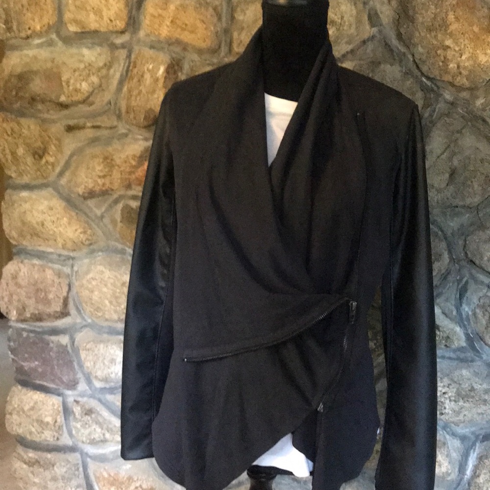 Jacket - Picture 4 of 5